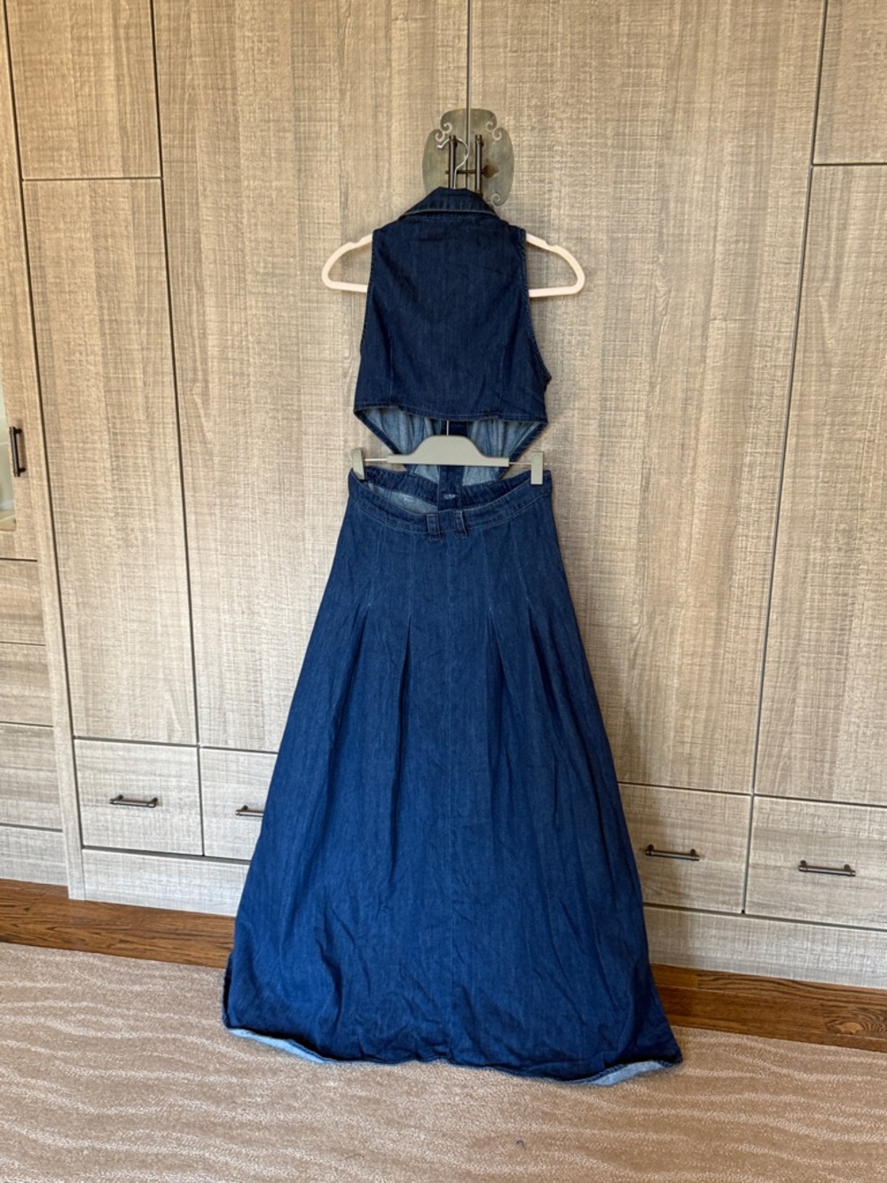 Urban Revivo Cut‎ Out Denim Maxi Dress - Picture 8 of 16